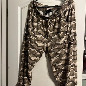 Torrid Camo Cargo Crop Joggers